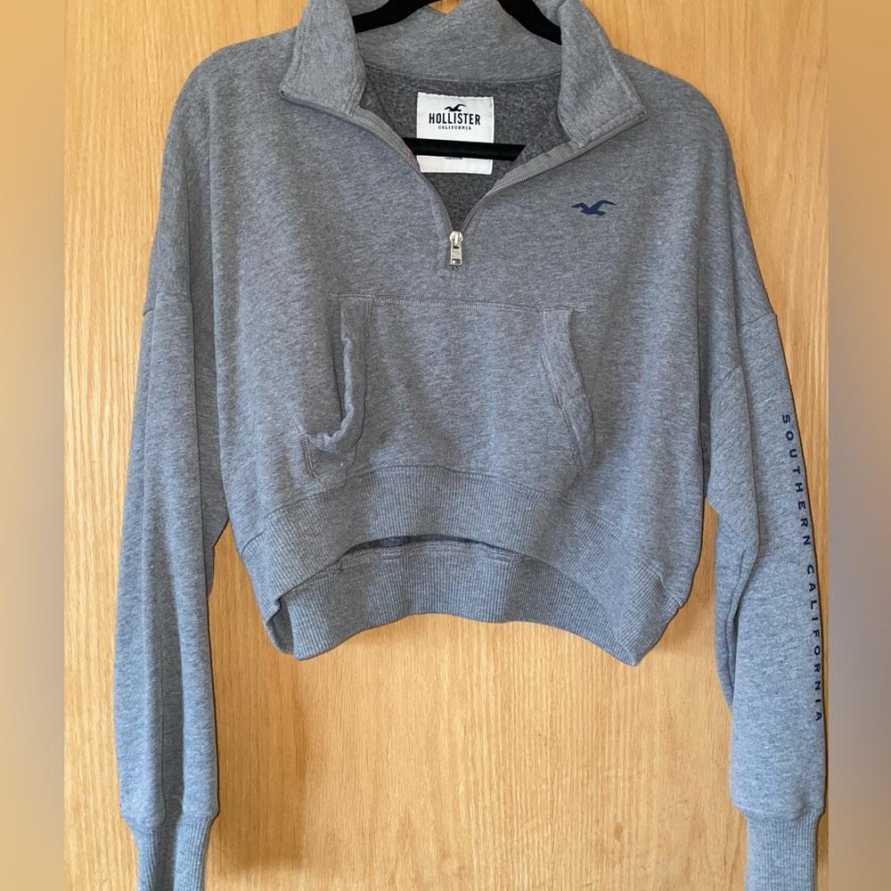 Hollister cropped sweater